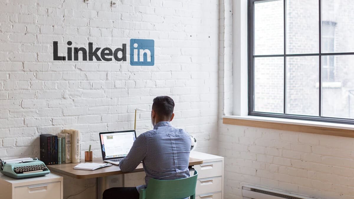 Tại sao nên chọn quảng cáo LinkedIn cho doanh nghiệp?